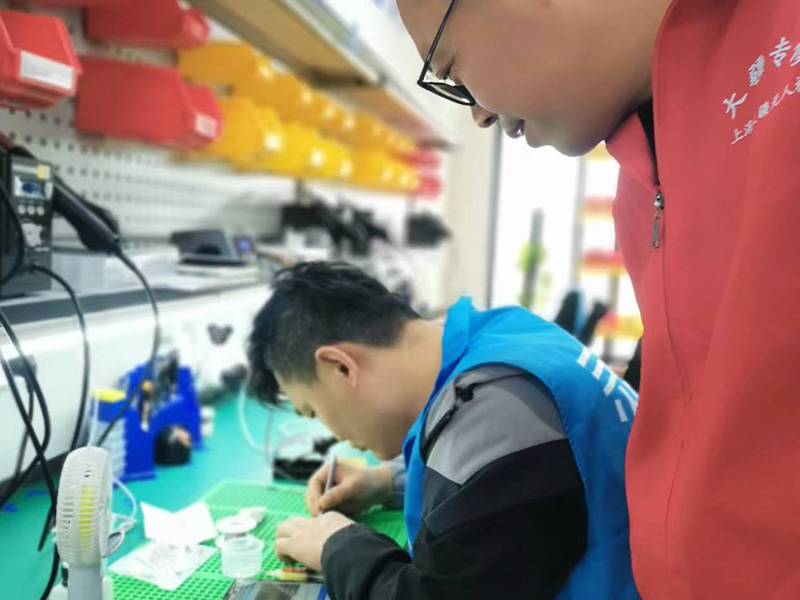 学员维修实训